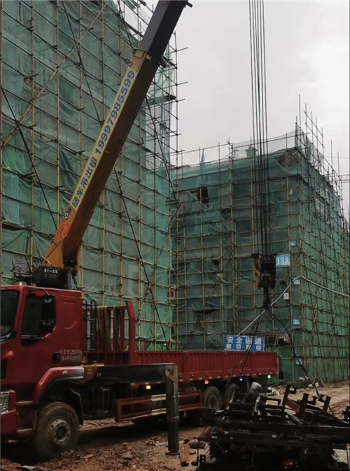 福安市“慢工细活”—— 吊车的 “微动控制” 技术
